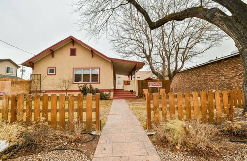 Moab Apartment | Hazel @ Stella Ruby Cottages - Steps to Downtown!