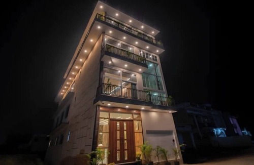 Faizabad Hotel | Heaven Grand Ayodhya