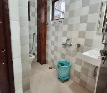 Katra Hotel | HH STAY katra