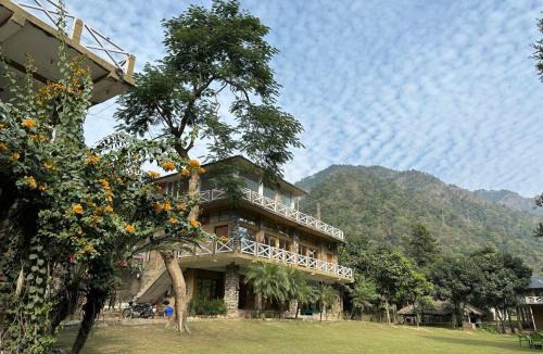 Shivpuri Hotel | High Bank Himalayan Retreat