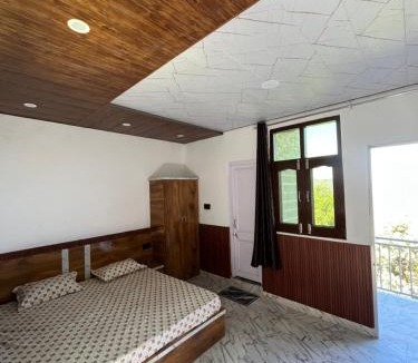 Shimla House | Hill Nest Home Stay