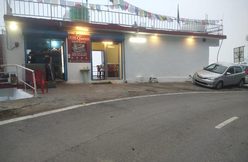 Dhanaulti House | Hill Queen Guest House Room & Cottage