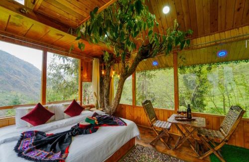 Banjar Ski Chalet | Himalayan Abode Tree House