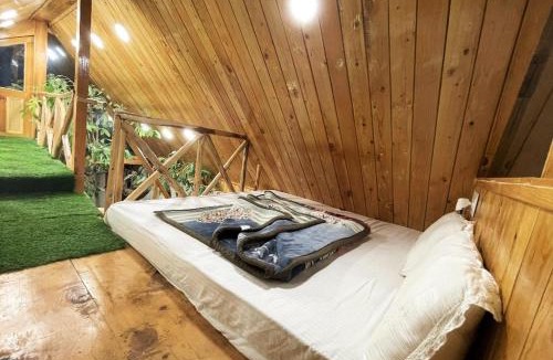 Banjar Ski Chalet | Himalayan Abode Tree House