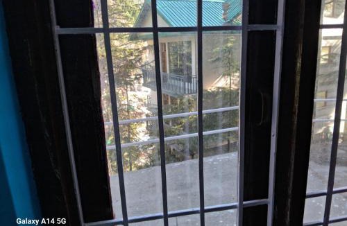 Dharamshala Hostel | Himalayan Hostel, opposite to white waterinn hotel, tipa road, mecleodganjj