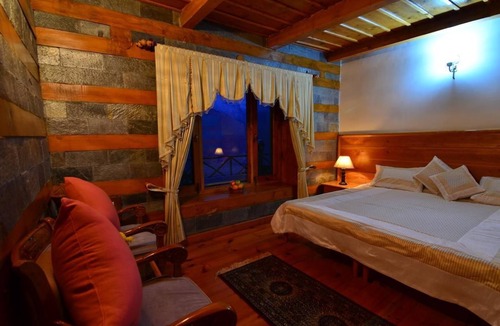 Mohal Hotel | Himalayan Kothi Kais
