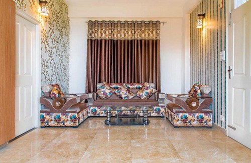 Dharampur Apartment | Himalayan Retreat