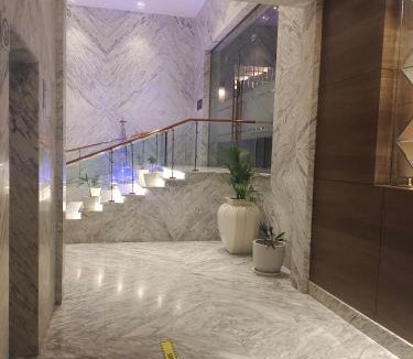 Chhota Shimla Hotel | Himland Hotel East- Walking Distance to Mall Road