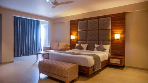 Mahabaleshwar Hotel | Hirkani Lake Residency