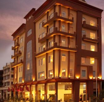 Amritsar Hotel | HK Clarks Inn, Amritsar