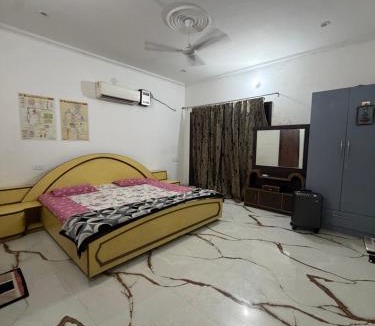Jammu House | Home stays near railway station and airport