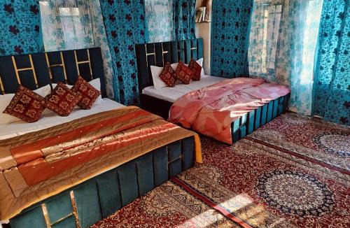 Dal Lake House | Homestay grand yaqoob