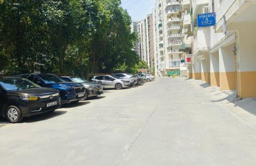 Indirapuram Apartment | Homlee-Heights-3BHK-lift-parking-Yashoda Medicity