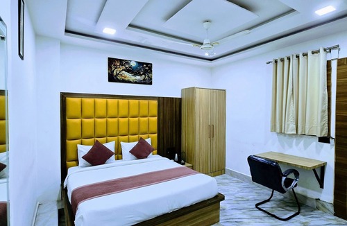 Mathura Hotel | Hotel Aaarav Grand - Mathura Vrindavan