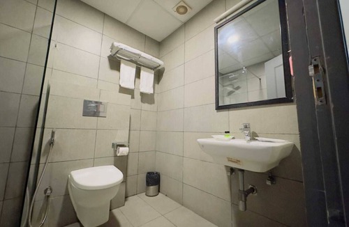 Noida Hotel | Hotel Aarkay Palace