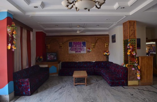 Katra Hotel | Hotel Aashirwad