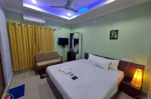 Bolpur Hotel | Hotel Aayes & Resort