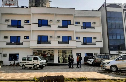 Katra Hotel | Hotel Adarsh Palace by Geetanjali Group of Hotels