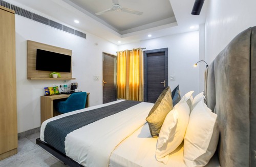 Noida Hotel | Hotel Admire Inn Sec - 104 By ASPL