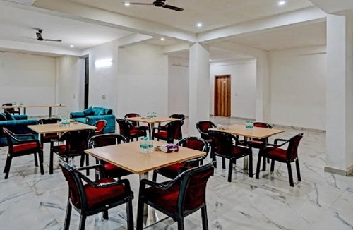 Gurugram Hotel | Hotel Akshay dream stay