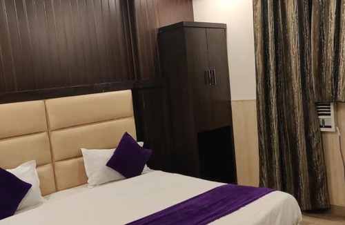 Charbagh Hotel | Hotel ALFA