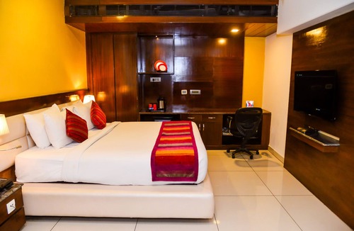 Zirakpur Hotel | Hotel Almeida