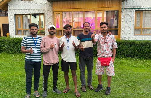Laripora Hotel | Hotel alpine resort pahalgam