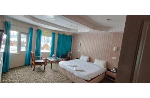 Srinagar House | Hotel Alpine Ridge, Gulmarg
