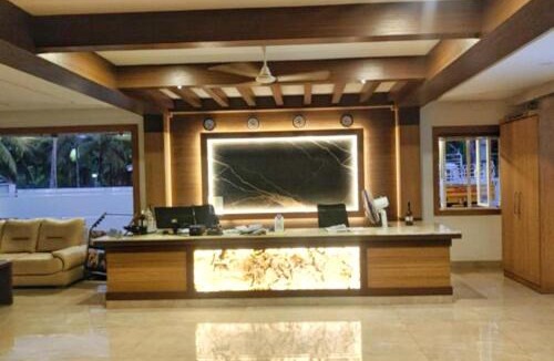 Chavakkad Hotel | Hotel Amaravathi BY D2V