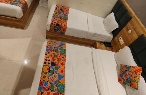 Girgaon Hotel | Hotel Amber Sun City Near Girgaon Beach