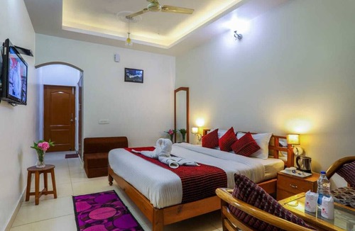 Bhimtal Hotel | Hotel Apple Inn