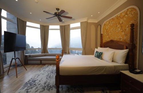 Nainital Hotel | Hotel Arif Castle, Nainital