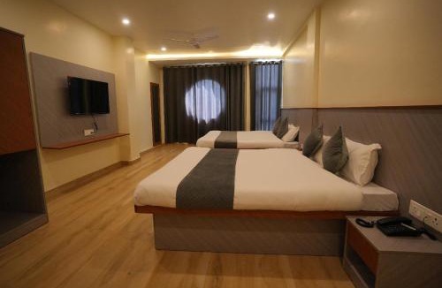 Allahabad Hotel | Hotel Aroma
