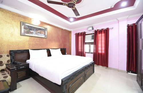 Gomti Nagar Hotel | Hotel Aryan