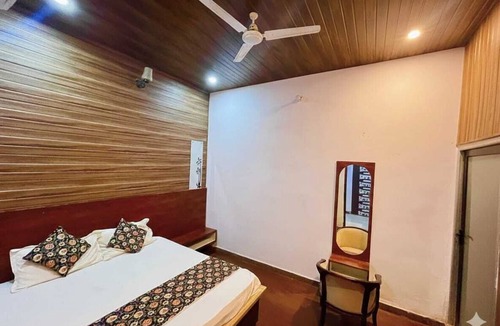 Shri Madhopur House | Hotel Atithi