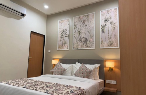 Gayariawas Hotel | Hotel Aura By Arihant