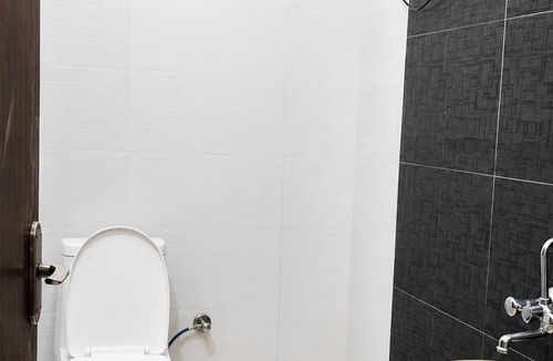 Munsyari Hotel | Hotel Bala Paradise