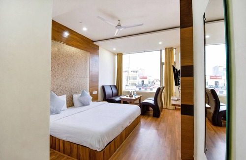 Zirakpur Hotel | Hotel Black Diamond