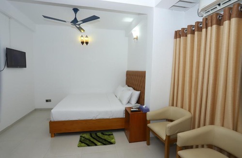 Uttara Hotel | Hotel Blue Castle