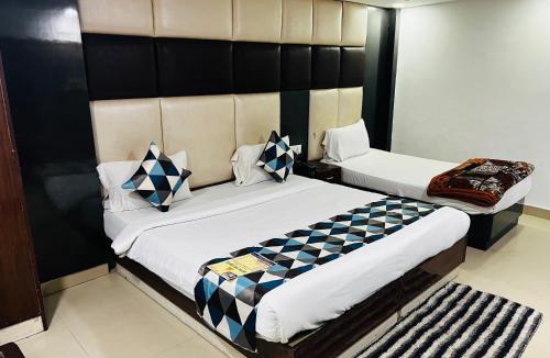 Aerocity Hotel | Hotel Blue Caves Near IGI Airport Delhi
