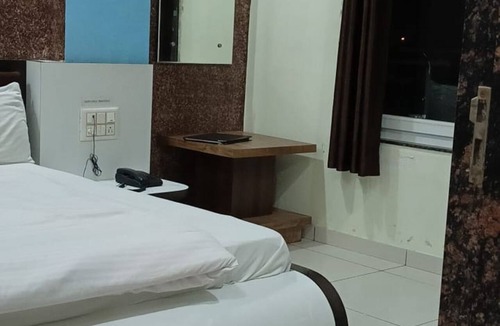Shri Madhopur Hotel | Hotel Blue Diamond