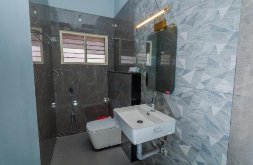 Palayankottai Hotel | HOTEL BLUEMOON