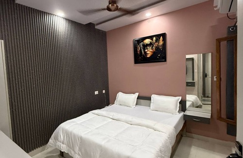 Mohangarh Hotel | Hotel Booking I Hotel Pravas Inn in Lucknow