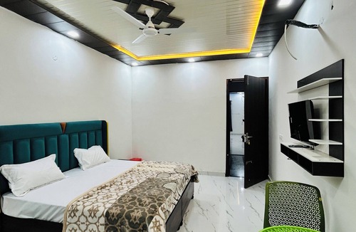 Panchkula Urban Estate Hotel | Hotel Brothers