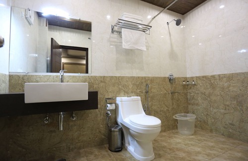 Fatehpur Hotel | Hotel Buddha House Himalayan Brothers