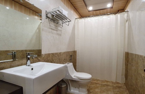 Fatehpur Hotel | Hotel Buddha House Himalayan Brothers