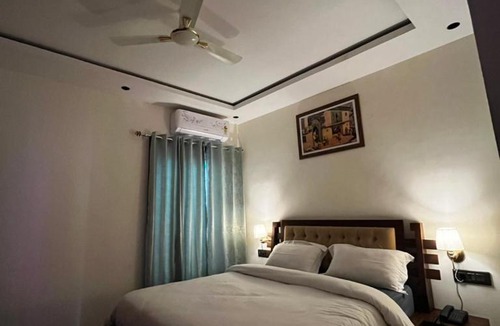 Haldwani Hotel | Hotel Buransh