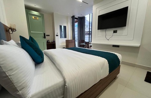 Bullawala Hotel | Hotel Central Park Inn,