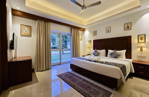 Khajuraho Hotel | Hotel Chandela Khajuraho