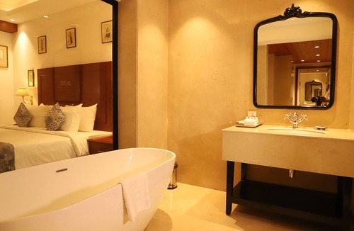 Khajuraho Hotel | Hotel Chandela Khajuraho